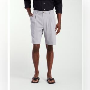 TOMMY BAHAMA Men’s Shorts Size 40 Silk Cotton Tan Pleat Summer Lightweight Dress